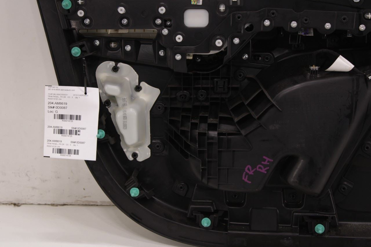 2019-20 Jeep Cherokee Latitude Front Right Passenger Door Trim Panel 6CH781X9AB - Alshned Auto Parts