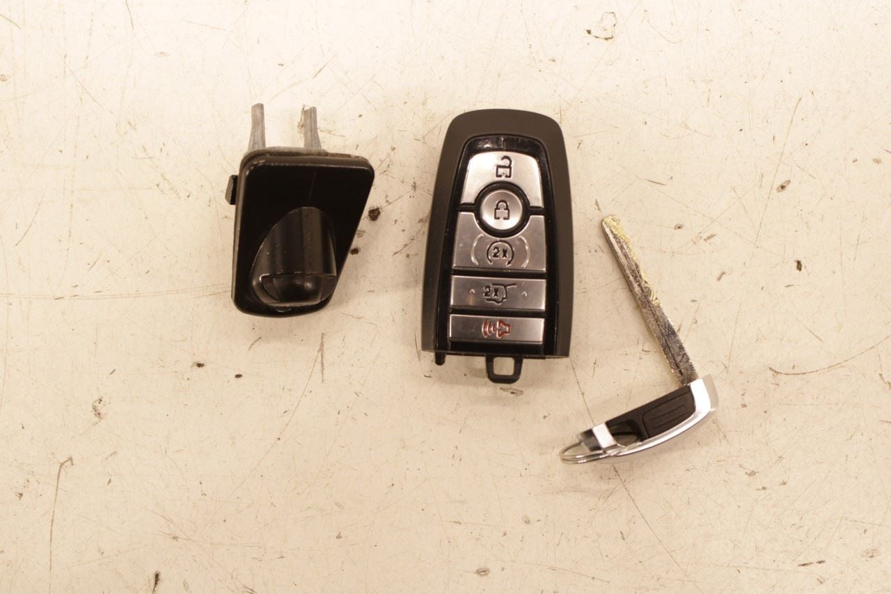 18-24 Ford Expedition MAX Key Keyless Remote Entry Fob Transmitter w/ Door Lock - Alshned Auto Parts