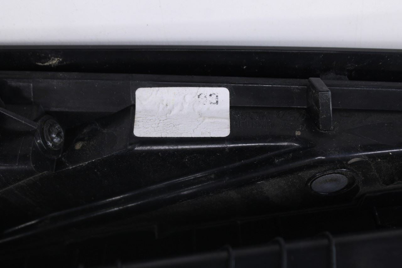 2019-2021 Hyundai Veloster Rear Right Passenger Side Tail Light Lamp 92402-J30105