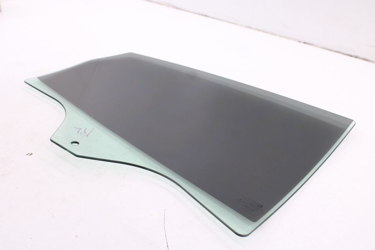 2017-2019 Buick LaCrosse Premium Rear Left Door Window Movable Glass 229739907