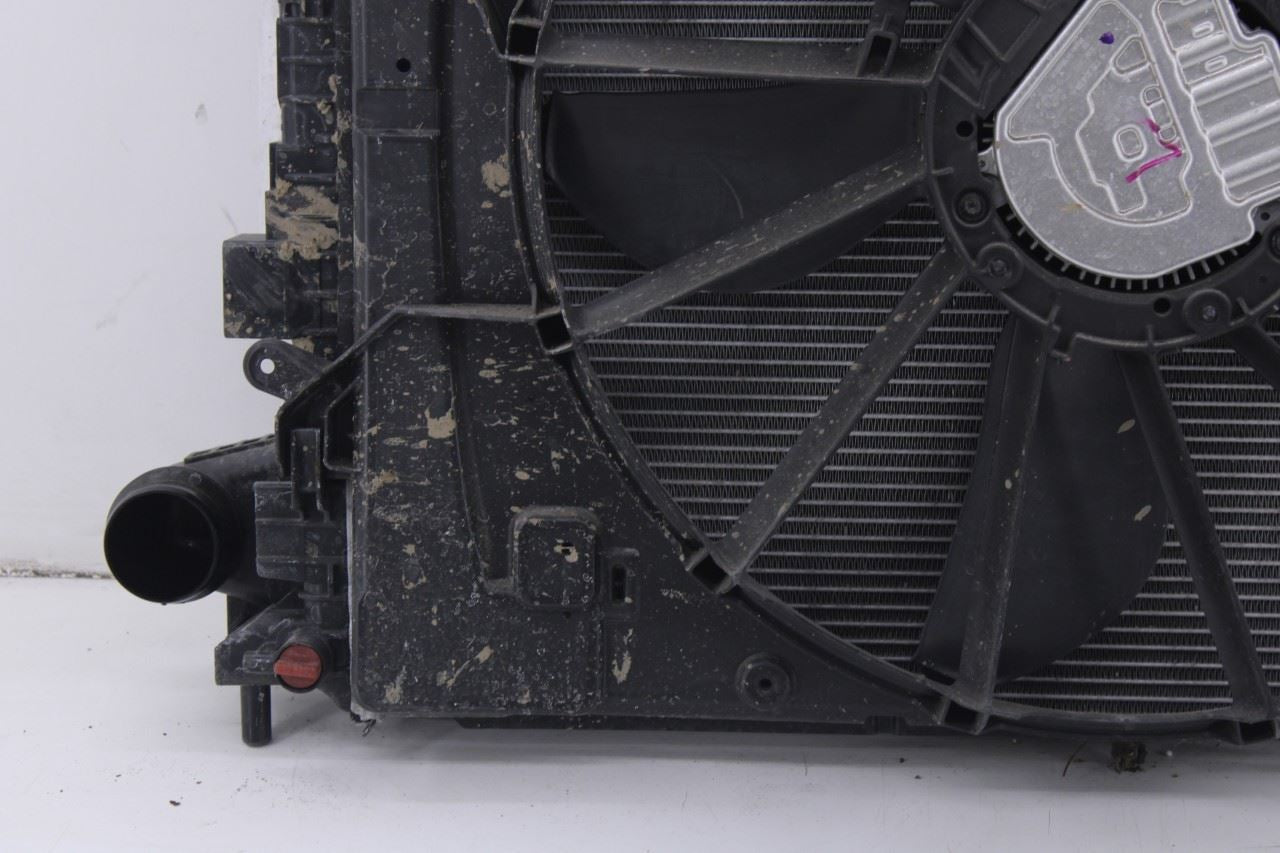 23-26 Ford Escape ST Engine Radiator w Cooling Fan Motor Assy MX6Z-8005-B *ReaD*5