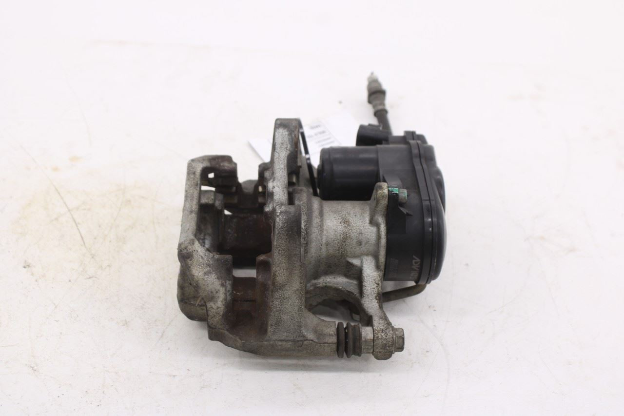 20-26 Toyota Corolla LE Rear Right Passenger Side Disc Brake Caliper 47830-0235012