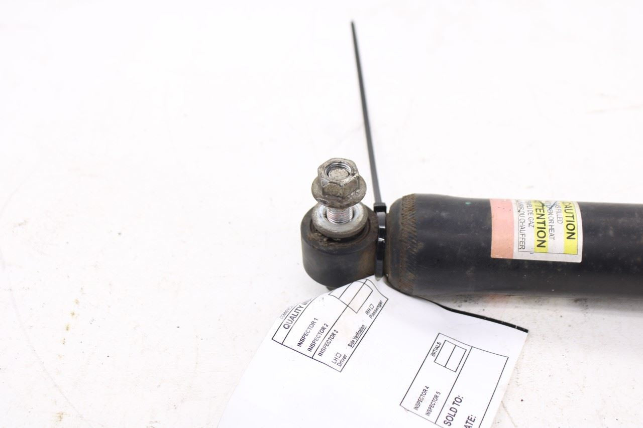 15-23 Toyota Tacoma SR5 3.5L 4x4 Rear Right Passenger Side Shock Strut Absorber1