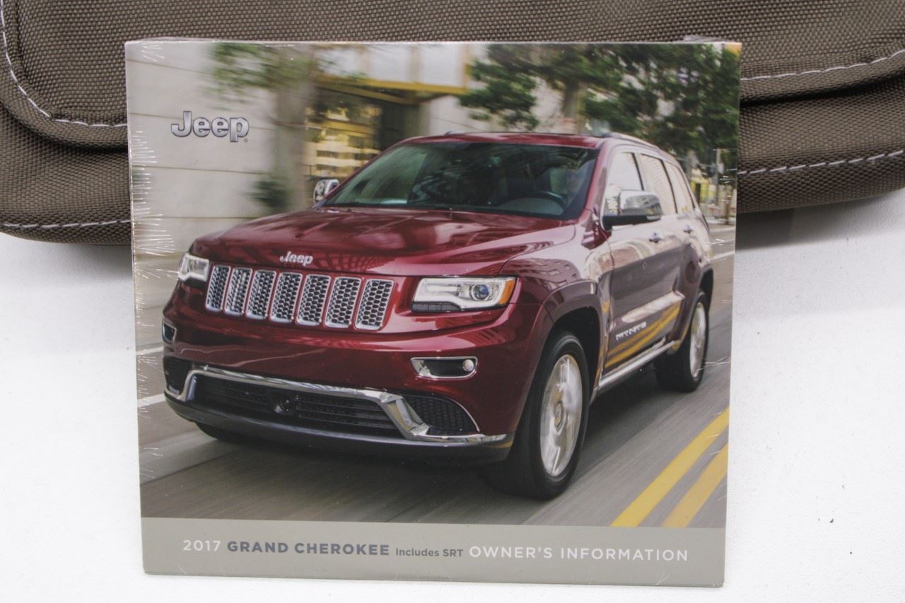 2017 Jeep Grand Cherokee Summit User Guide Set with Case 17WK741-926-AA OEM - Alshned Auto Parts