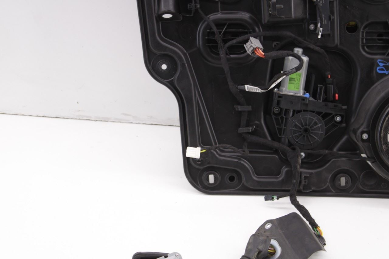 11-22 Jeep Grand Cherokee Overland Rear RH Door Window Regulator w Carrier *ReaD - Alshned Auto Parts