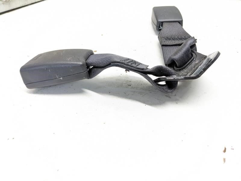 2010-2013 Kia Soul Rear Center Seat Belt Buckle 898302K500WK OEM - Alshned Auto Parts