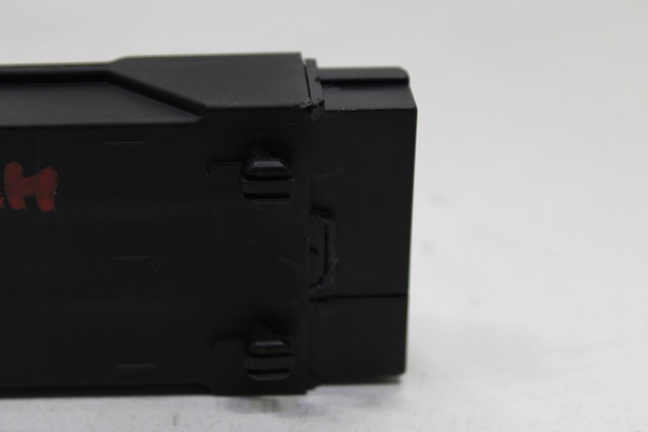 2014-2018 BMW X5 xDrive35i Front Right Side Seat Control Module 921646802 OEM - Alshned Auto Parts