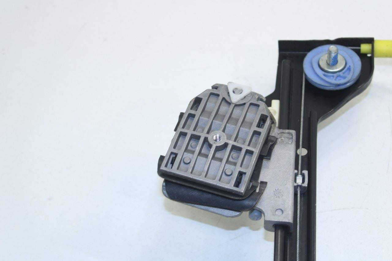 08-23 Dodge Challenger SXT Front Right Door Window Regulator w/ Motor 68043884AA - Alshned Auto Parts