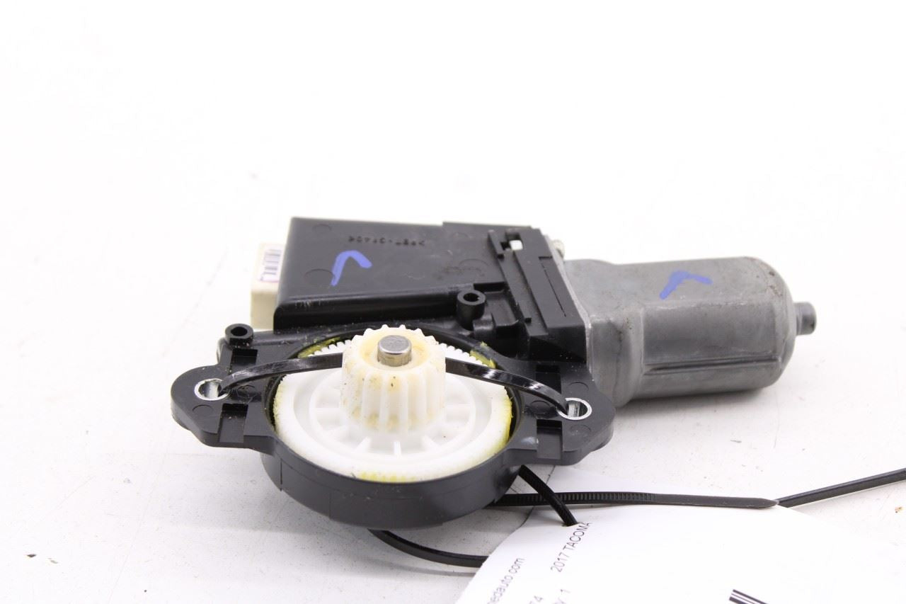 2015-2023 Toyota Tacoma Limited Roof Power Sliding Sunroof Motor 63260-04010 OEM - Alshned Auto Parts