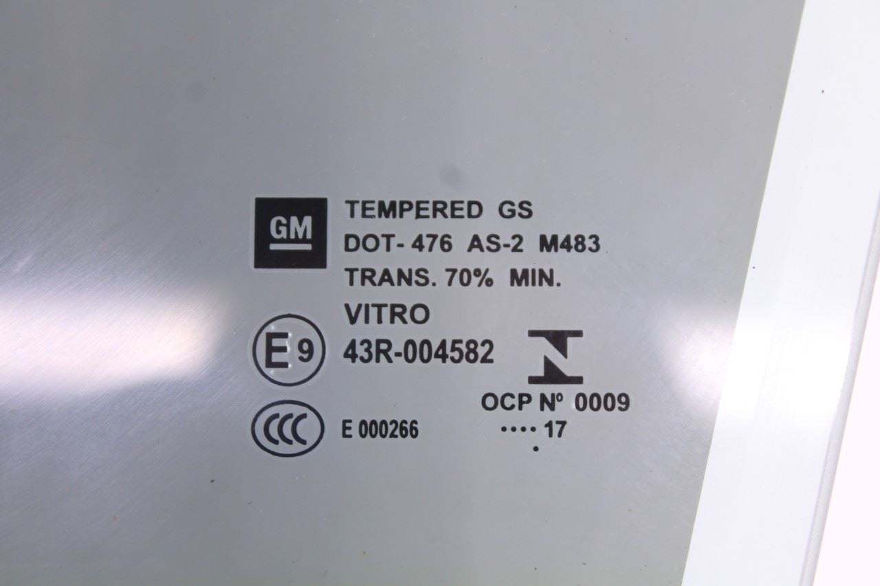 2018-2024 Chevrolet Equinox LT Front Left Door Window Movable Glass 84398670 OEM4