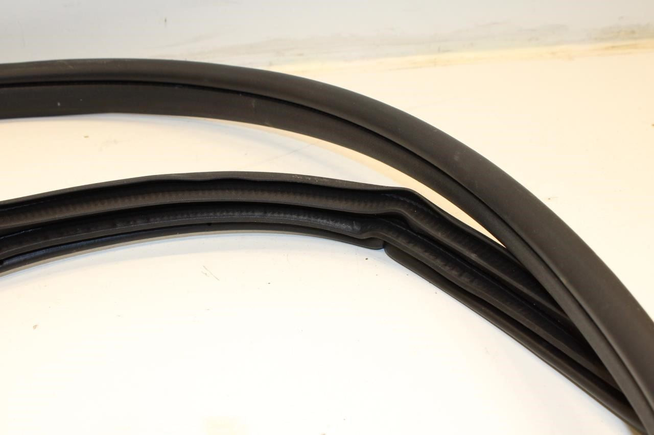 2019-2020 Nissan Altima SL Rear Right Door Weatherstrip On Body 76923-6CA0A OEM - Alshned Auto Parts