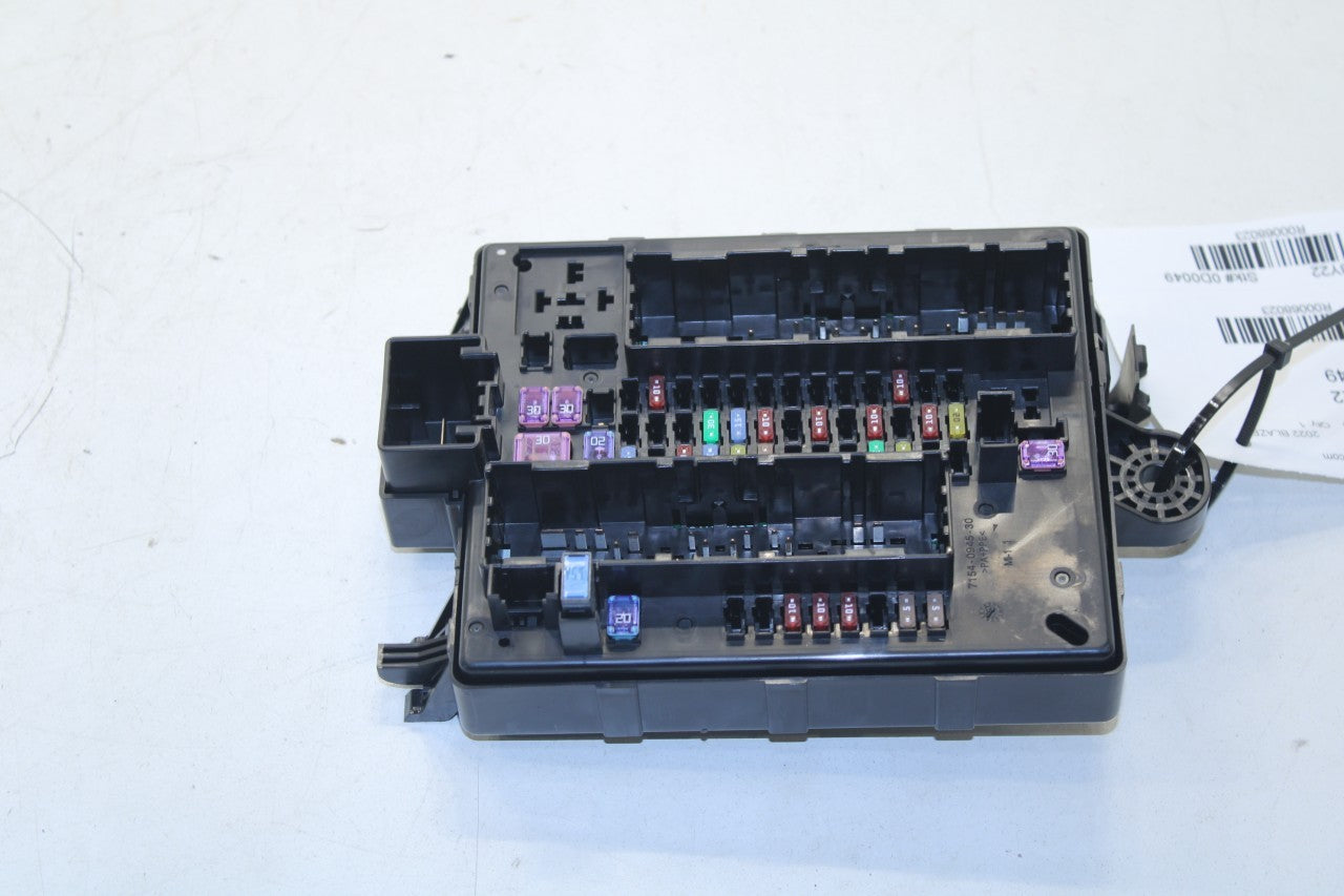 2019-24 Chevrolet Blazer 2LT 2.0L Rear Trunk Fuse Relay Junction Block 84412832 - Alshned Auto Parts