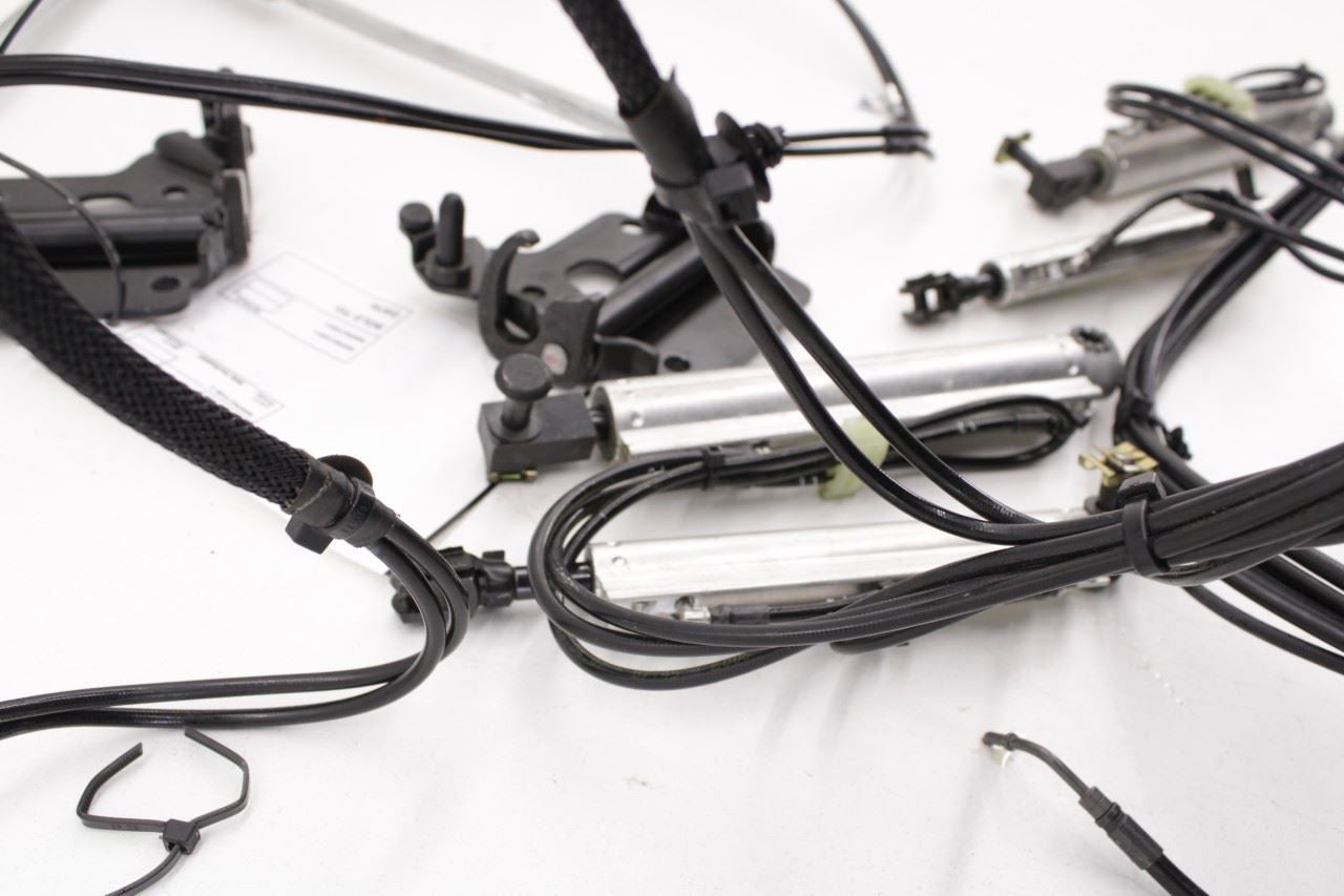2006-2009 Mercedes-Benz CLK 350 Convertible Soft Top Hydraulic Lift Cylinder Set - Alshned Auto Parts