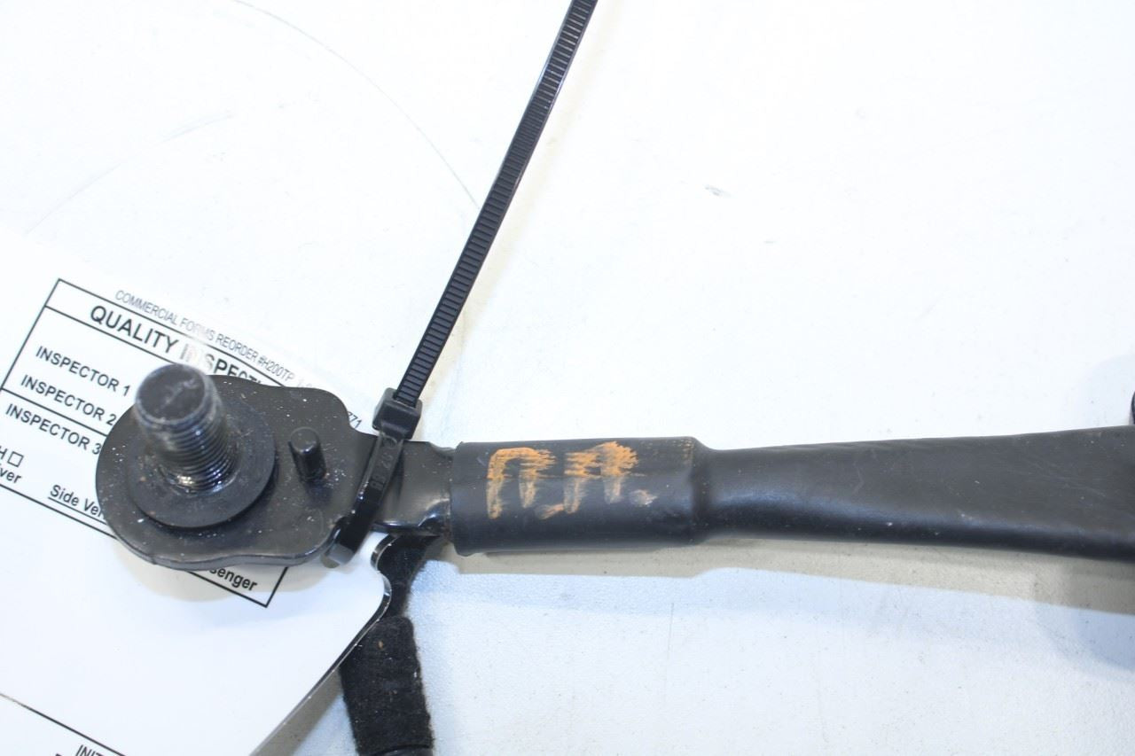 2015-2020 Kia Sorento LX 3.3L FWD Front Passenger Right Side Seat Belt Buckle - Alshned Auto Parts