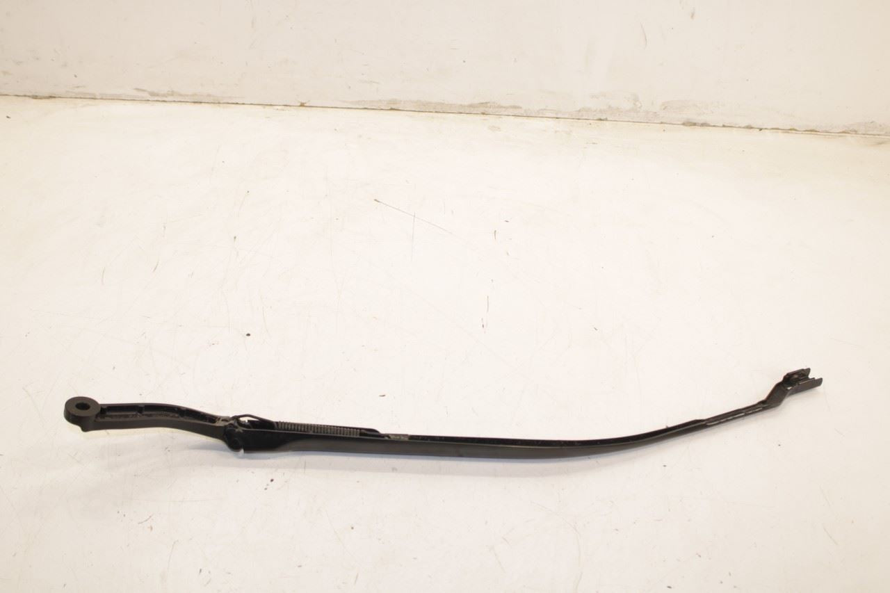 2014-21 Maserati Ghibli S Q4 Front Right and Left Windshield Wiper Arm 670001642 - Alshned Auto Parts