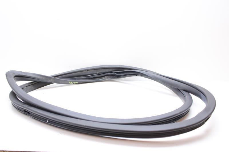 2014-2019 Kia Soul Front Right Door Weatherstrip On Body 82120-B2000 OEM - Alshned Auto Parts