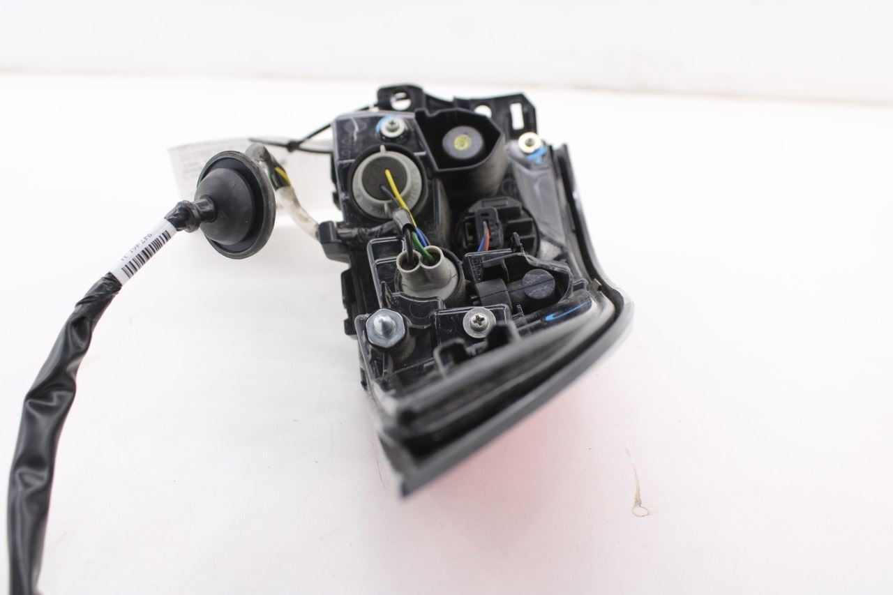 2020-2024 Toyota Corolla LE Rear Left Driver Side Tail Light Lamp 81560-02C104