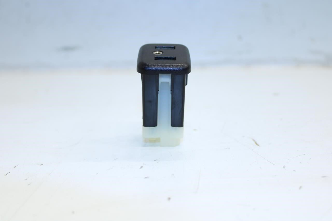 2017-20 Buick Encore Center Console Dual USB Adapter Auxiliary Jack 13519224 OEM - Alshned Auto Parts