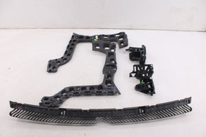 2021-25 Volkswagen Atlas SE Rear Bumper RH LH Side and Center Mount Bracket Set