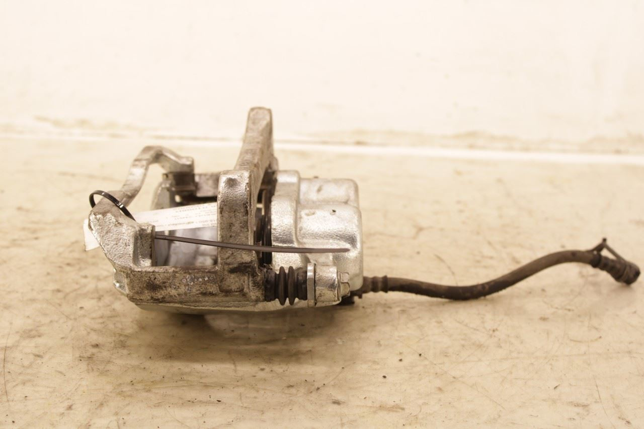 2011-2018 RAM 2500 Tradesman Rear Right Side Disc Brake Caliper 68049176AB OEM - Alshned Auto Parts