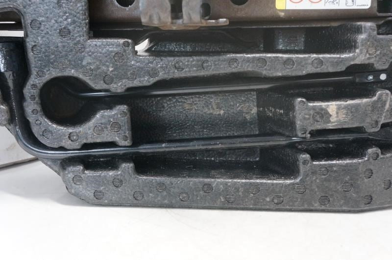 2011-16 Jeep Grand Cherokee Lift Jack and Tool Kit w/ Foam Holder 68068665AC OEM - Alshned Auto Parts