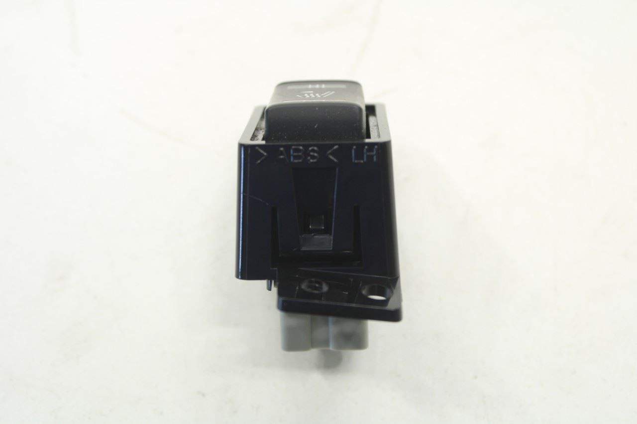 17-22 Nissan Rogue Sport SL Center Console Left Side Seat Heated Control Switch - Alshned Auto Parts