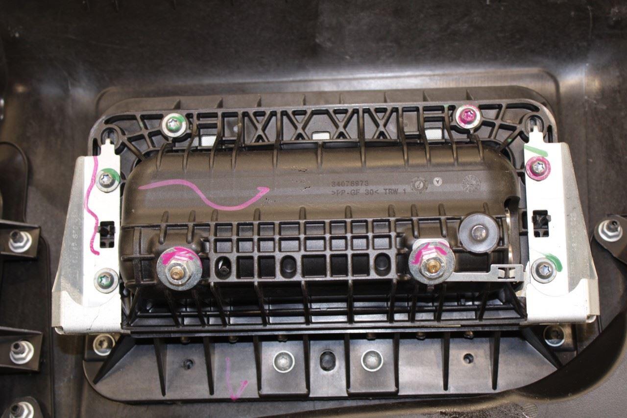 2011-2016 Porsche Cayenne Platinum Dash Instrument Panel 958-857-003-A-A11 OEM - Alshned Auto Parts