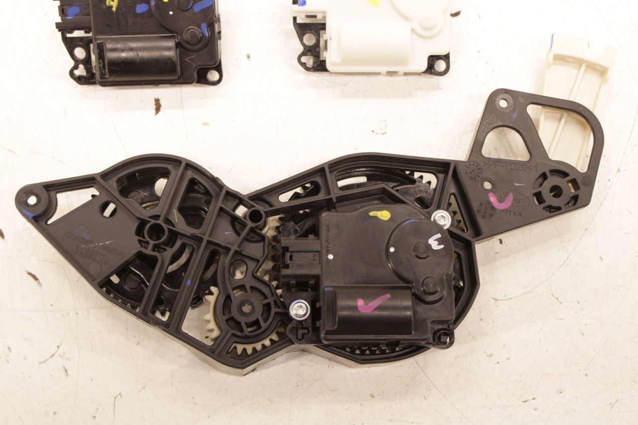 2018-22 Ford Ecosport SE HVAC Blend Door Actuator Motor Set of 3 AV11-19E616-FA - Alshned Auto Parts