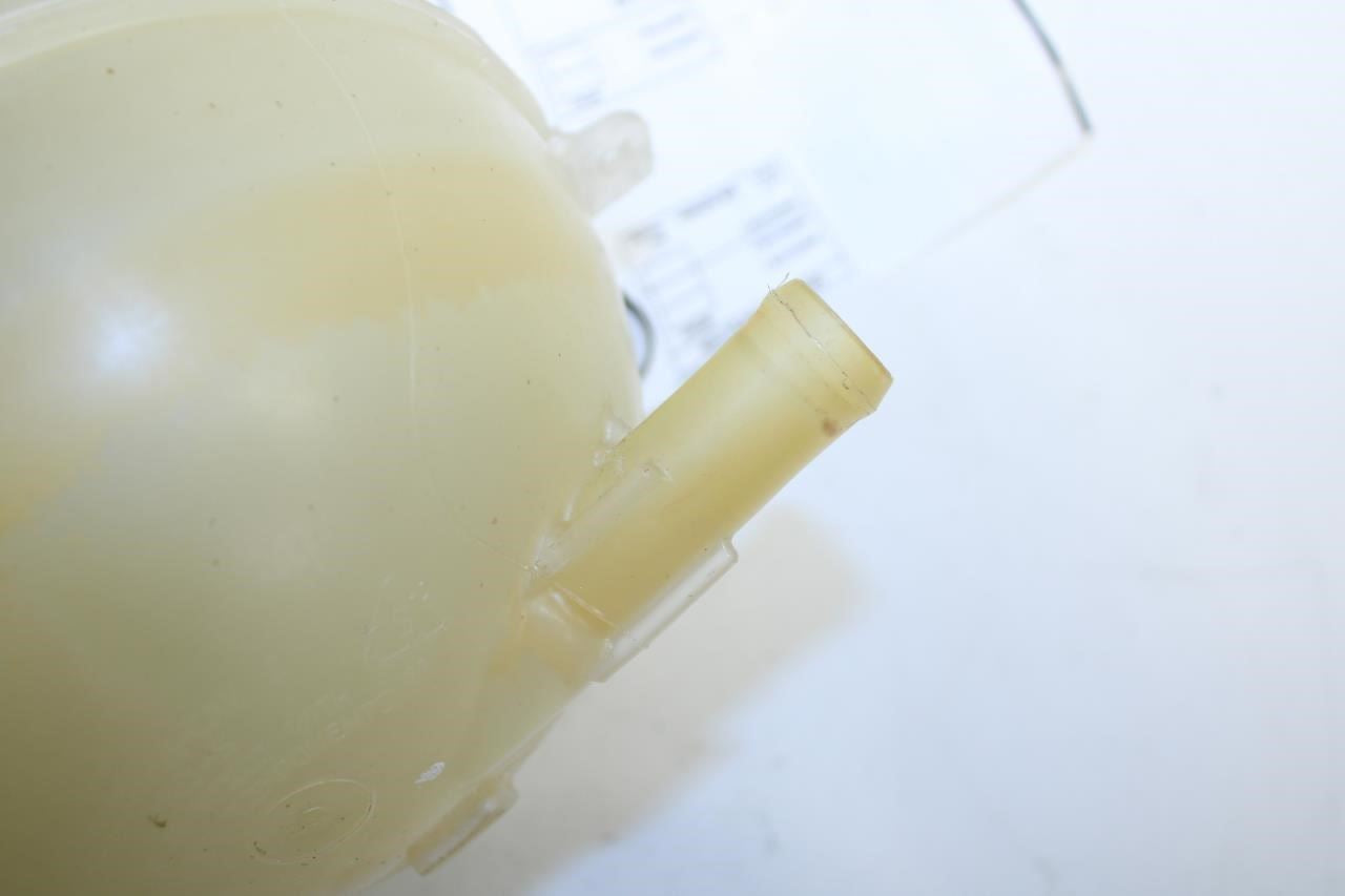 2018-2024 GMC Terrain Denali 1.5L Radiator Coolant Reservoir Bottle 23386455 OEM - Alshned Auto Parts