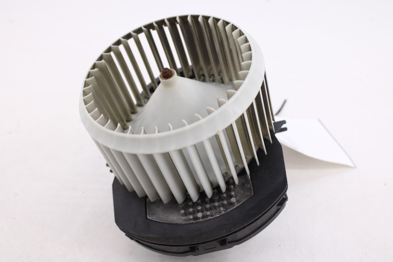 2011-2014 Porsche Cayenne S 4.8L HVAC AC Blower Fan Motor 7P0820021B OEM4