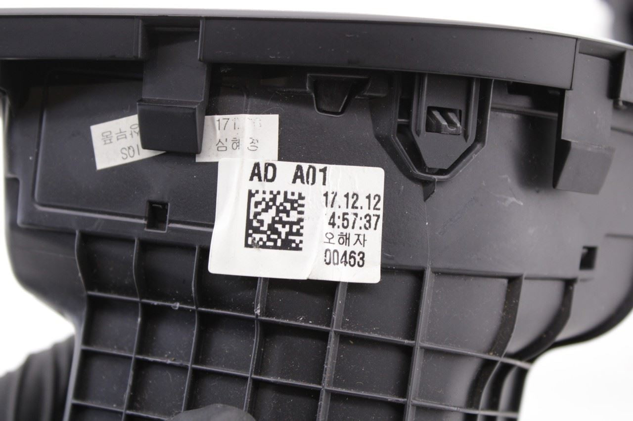 16-18 Hyundai Elantra Value Edition Screen Bezel w/ Center and Left Air Vents - Alshned Auto Parts