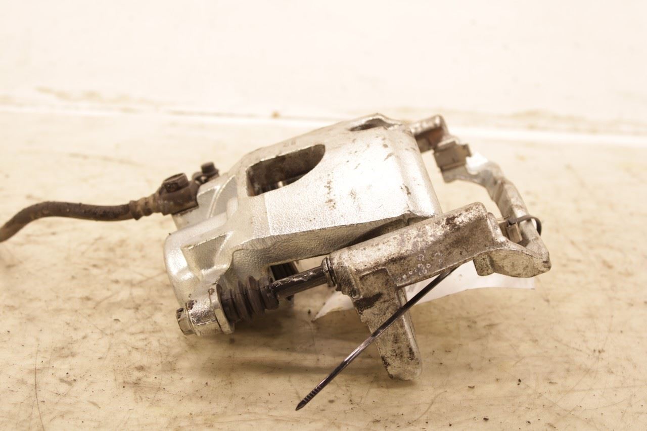 2011-2018 RAM 2500 Tradesman Rear Right Side Disc Brake Caliper 68049176AB OEM - Alshned Auto Parts