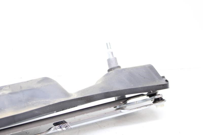 2024-2025 Chevrolet Trax Front Wiper Transmission Linkage w/ Motor 42840260 OEM - Alshned Auto Parts