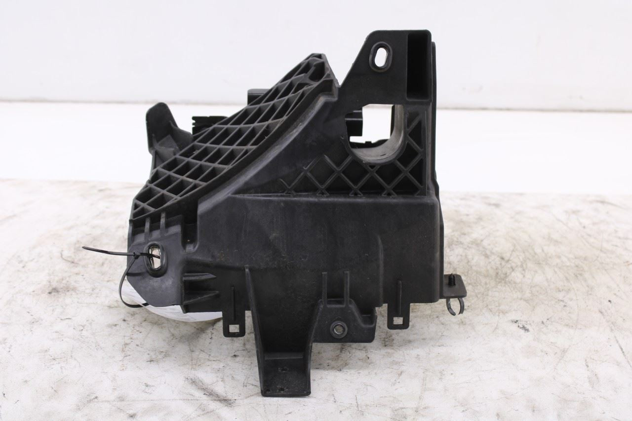 2014-15 Dodge Durango SXT 3.6L Engine Power Distribution Center Fuse Box Bracket0