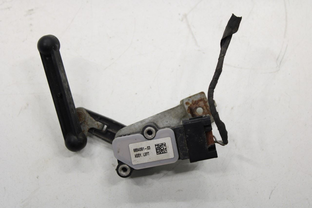 2014-2018 BMW X5 xDrive35i Left Side Headlight Ride Height Level Sensor 6854091 - Alshned Auto Parts
