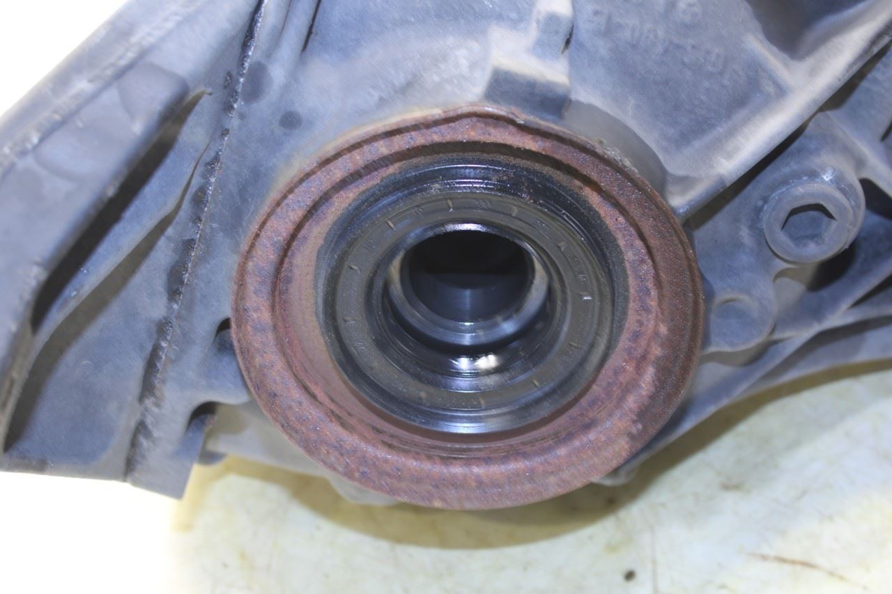 12-15 Mercedes-Benz ML350 3.5L RWD Rear Axle Differential Carrier 3.69 ratio 96K - Alshned Auto Parts