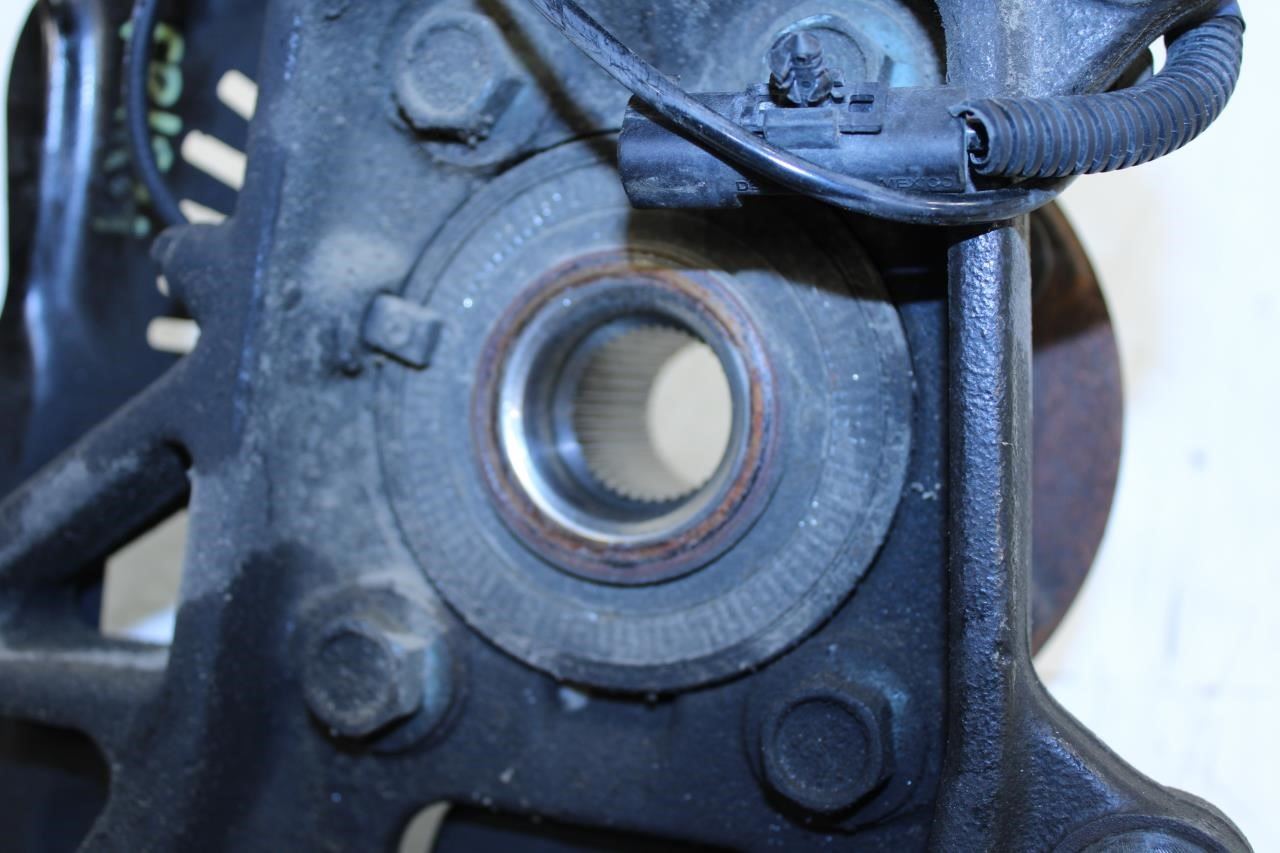 2020-25 Ford Explorer AWD Front Right Side Spindle Knuckle Hub LB5Z-3K185-A OEM - Alshned Auto Parts