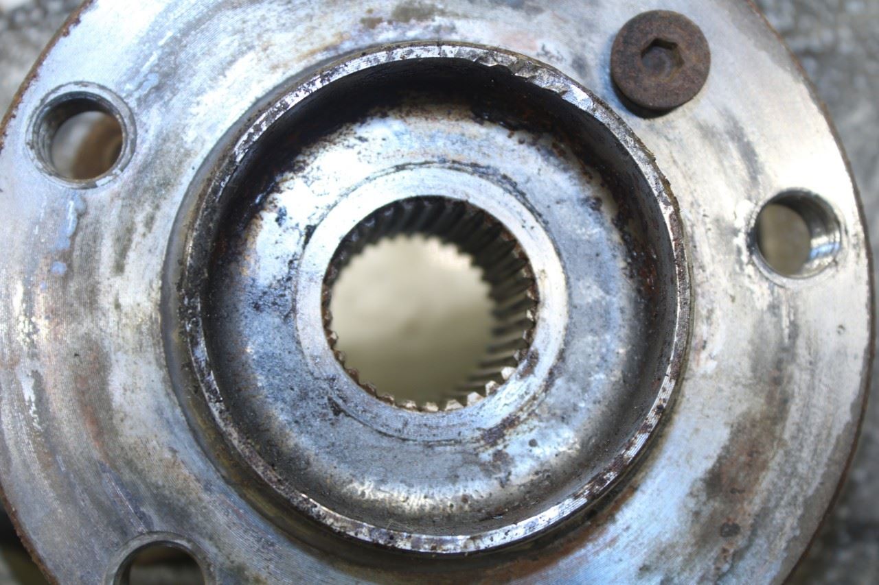 2007-18 BMW X5 xDrive35i Front Left Driver Side Spindle Knuckle Hub 31216869869 - Alshned Auto Parts