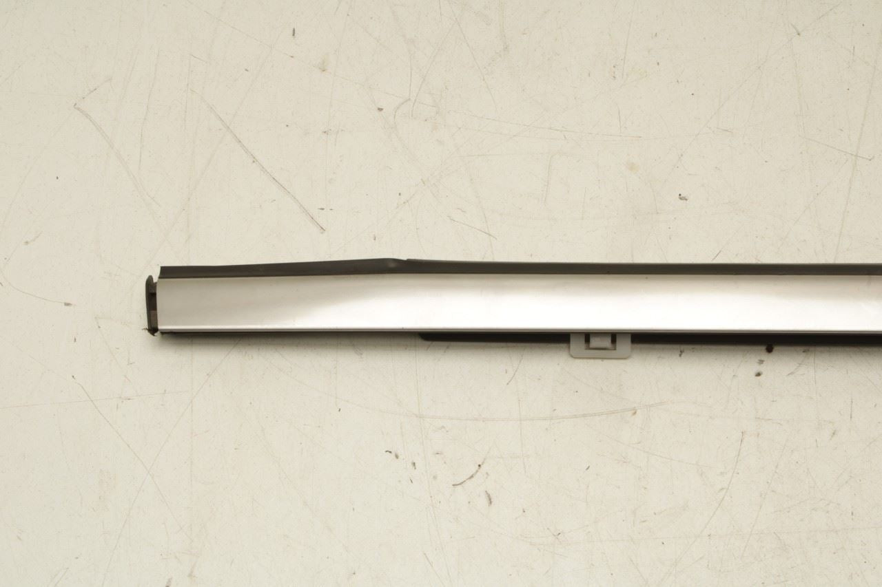 2023-25 Kia Sportage Hybrid EX Front Right Door Belt Outer w/ Inner Weatherstrip - Alshned Auto Parts