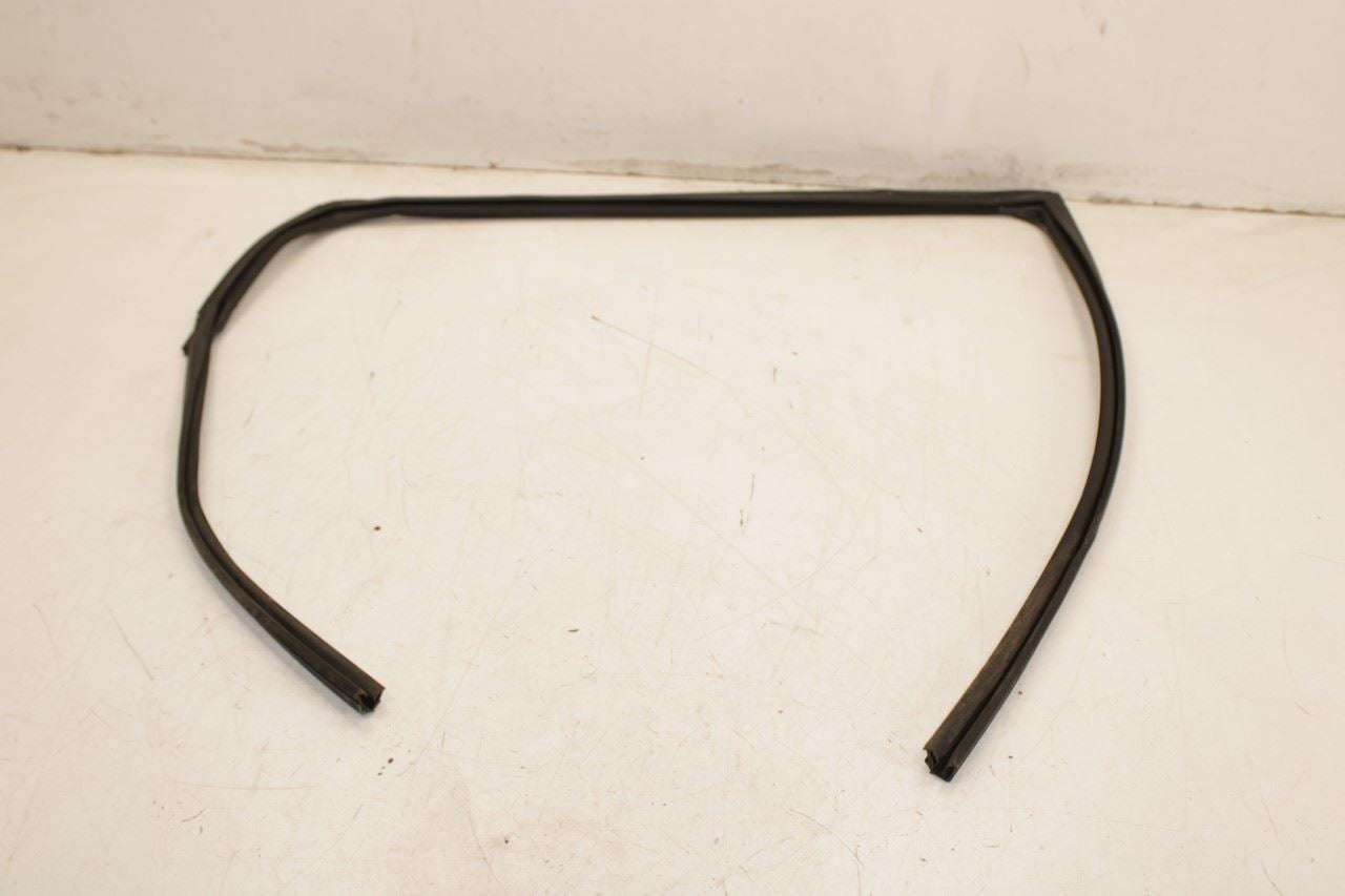 2014-2020 Infiniti QX60 Rear Right Door Run Channel w/ Belt Molding Weatherstrip - Alshned Auto Parts