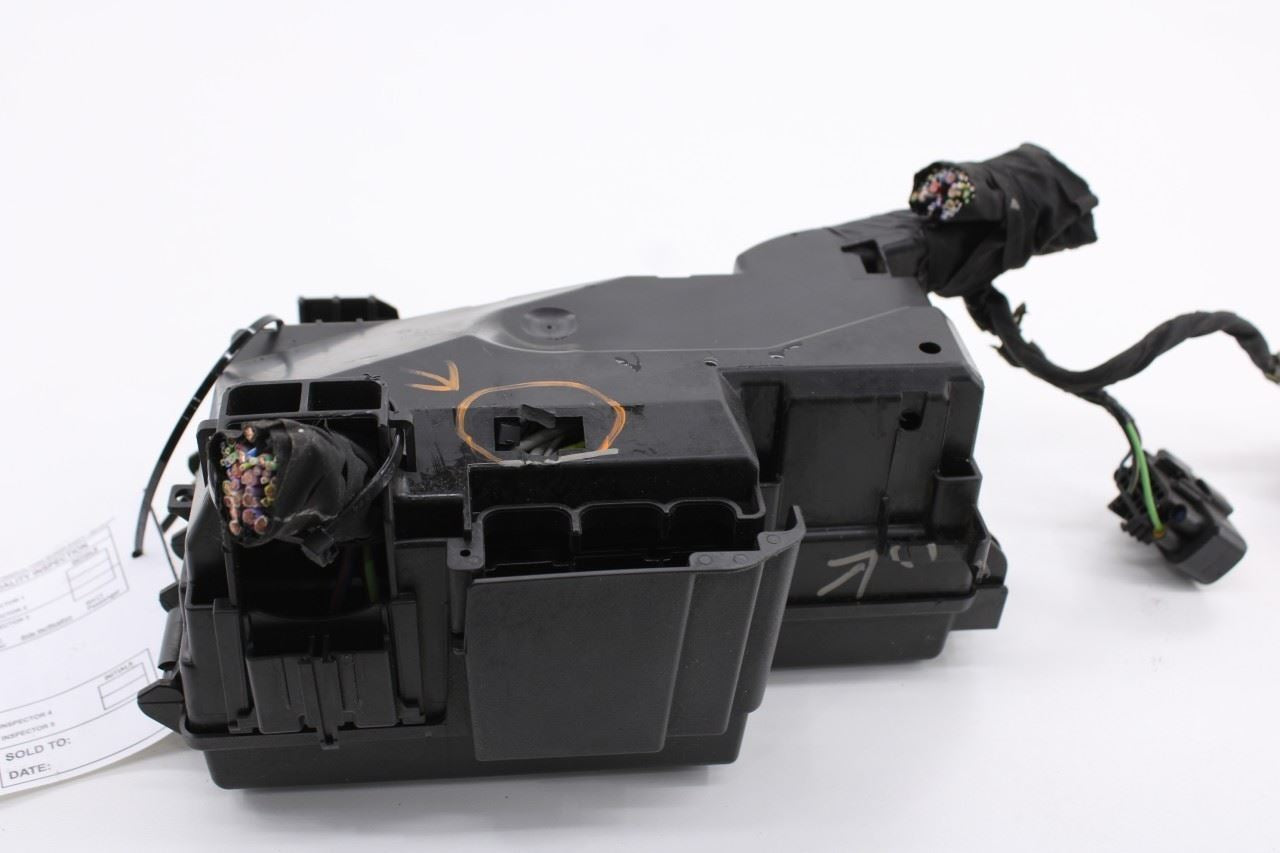 2018-23 Ford Mustang GT 5.0L Engine Fuse Relay Junction Box JU5Z-14A003-C *ReaD* - Alshned Auto Parts
