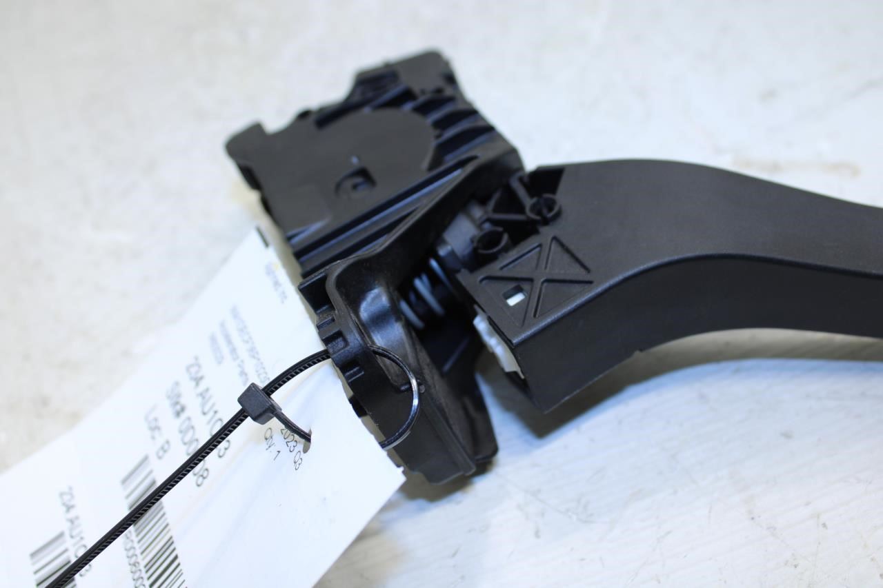 2019-2024 Audi Q3 S Line Accelerator Throttle Gas Pedal Sensor 5Q1-723-503-L OEM - Alshned Auto Parts