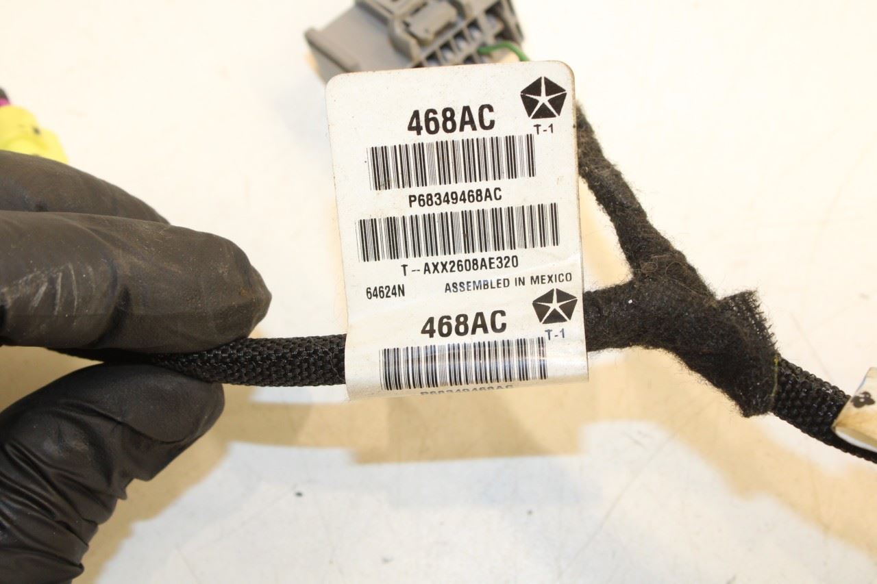 2019-21 Jeep Cherokee Latitude 3.2L Front Right Side Seat Backrest Upper Cushion - Alshned Auto Parts
