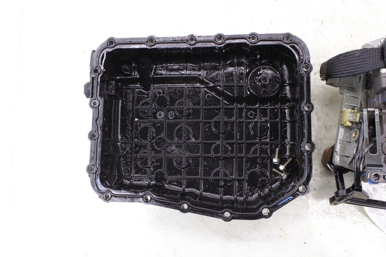 16-18 Kia Sorento EX 3.3L AWD 6-Spd Auto Transmission Valve Body w/ Oil Pan 26K - Alshned Auto Parts