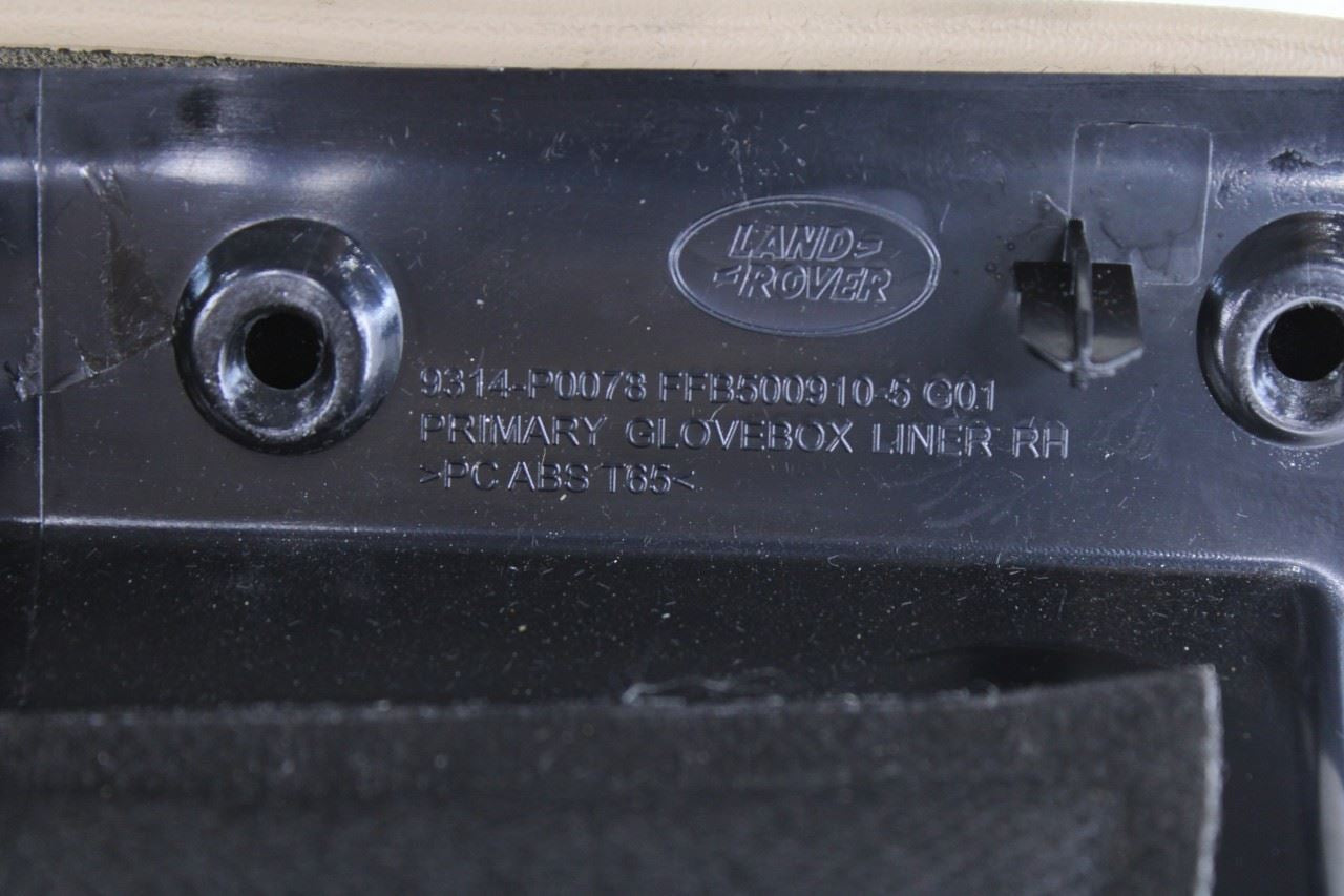 10-12 Land Rover Range Rover HSE Glove Box Door Storage Compartment Lid LR01058510