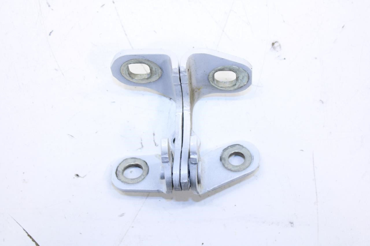 2019-2024 Cadillac XT4 Premium Rear Left Door Hinge Upper and Lower 13590931 OEM - Alshned Auto Parts