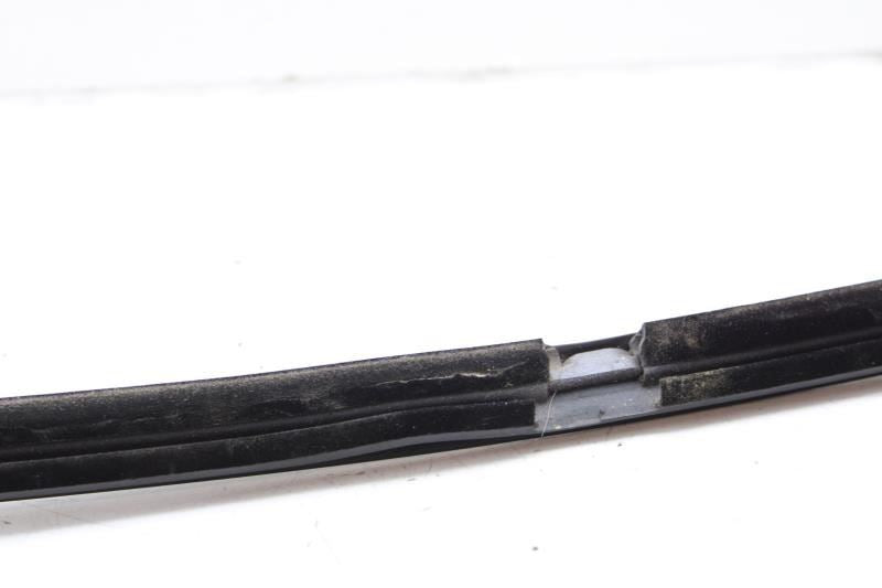 2024-2025 Chevrolet Trax Rear Right Door Window Outer Belt Molding 42870559 OEM - Alshned Auto Parts