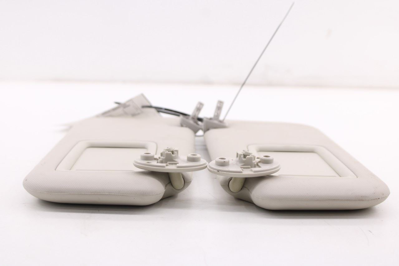 2022-24 Toyota Corolla LE 2.0L Front Right and Left Side Sun Visor Set w/ Mirror8