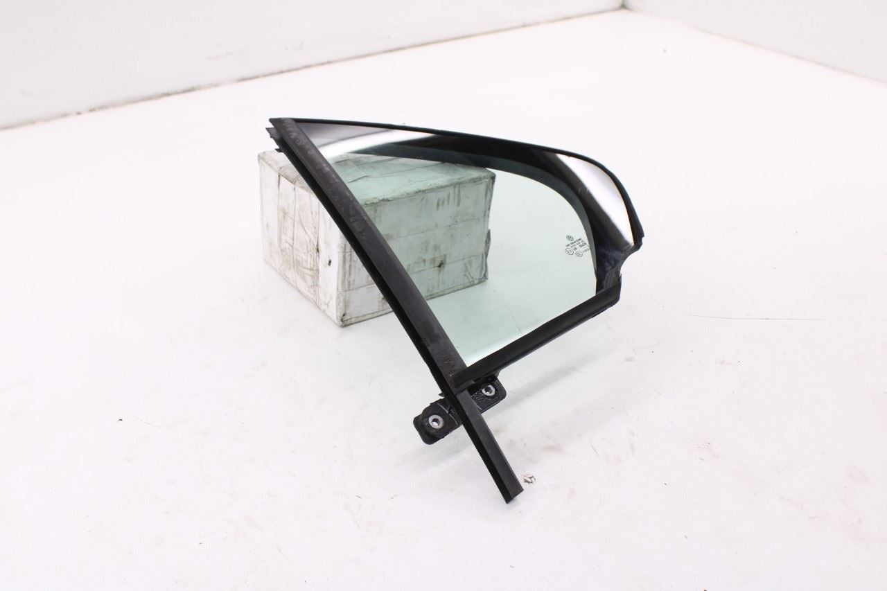 11-18 Volkswagen Jetta Sport Rear Left Driver Side Door Window Fixed Vent Glass2