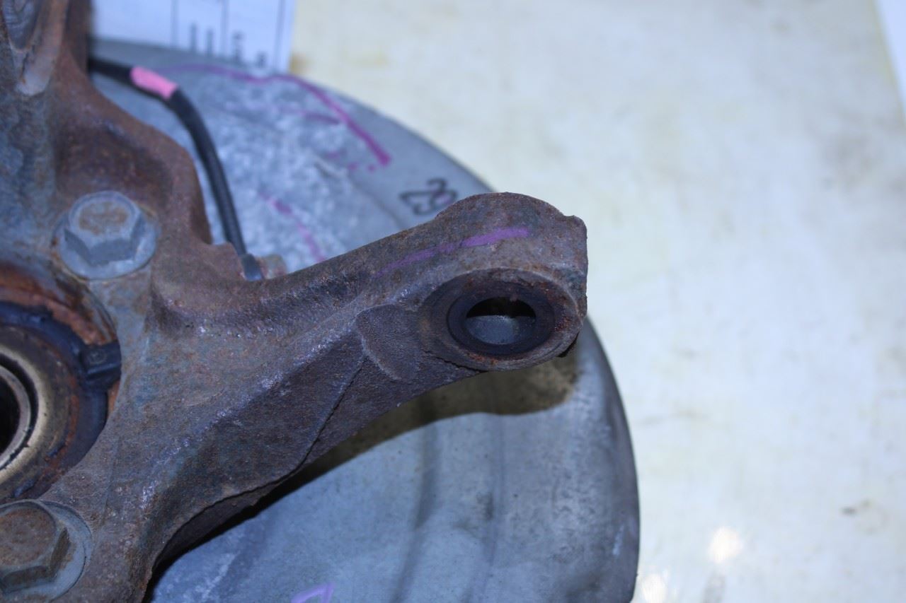 18-25 Mitsubishi Eclipse Cross ES Front Right Side Spindle Knuckle Hub 3870A198 - Alshned Auto Parts
